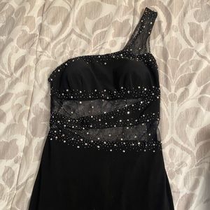 Long black prom dress